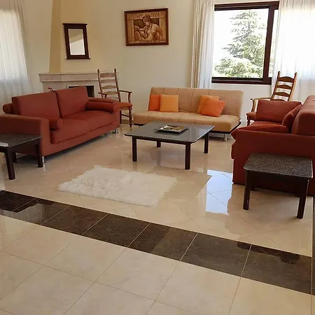 Villa Rania *